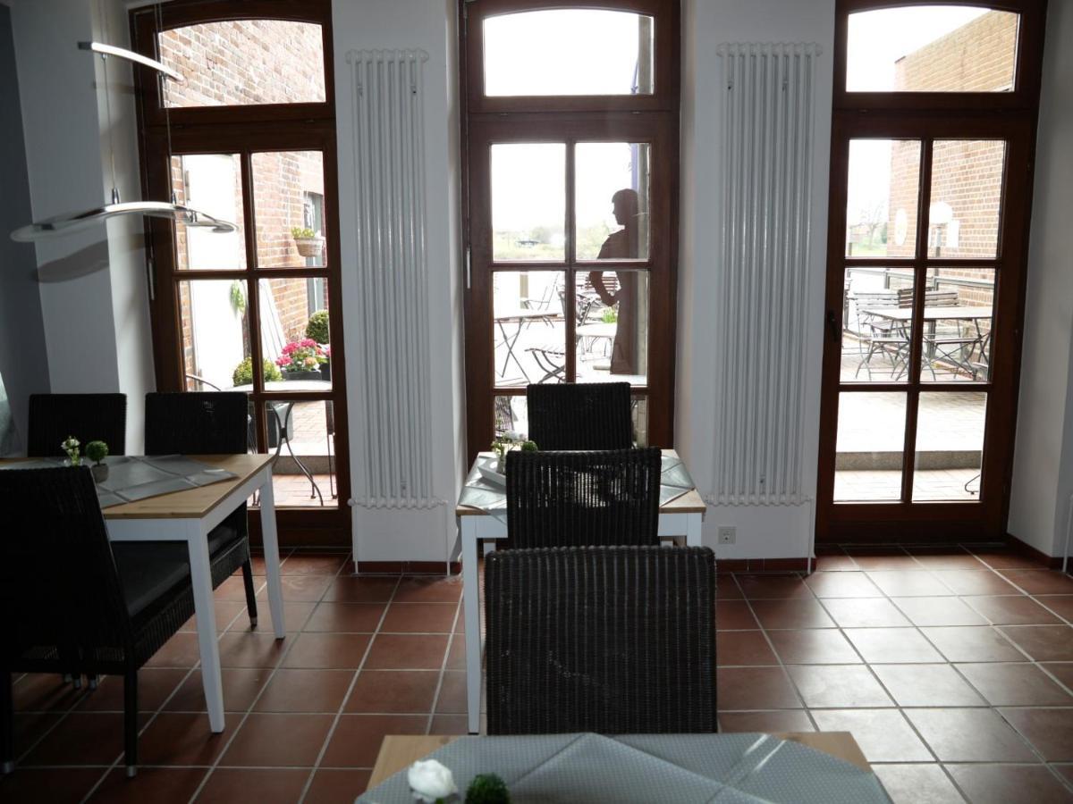Gaestehaus Von Herzen Lauenburg Exterior foto