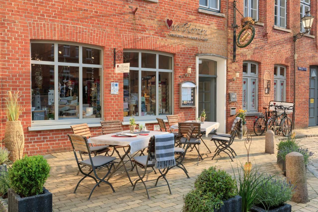 Gaestehaus Von Herzen Lauenburg Exterior foto