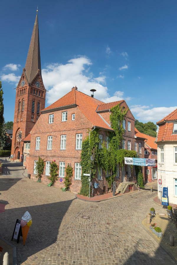 Gaestehaus Von Herzen Lauenburg Exterior foto